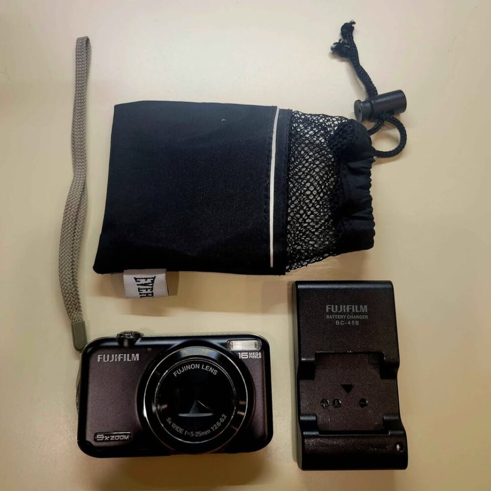 Fujifilm FinePix JX350 Series Digital Camera